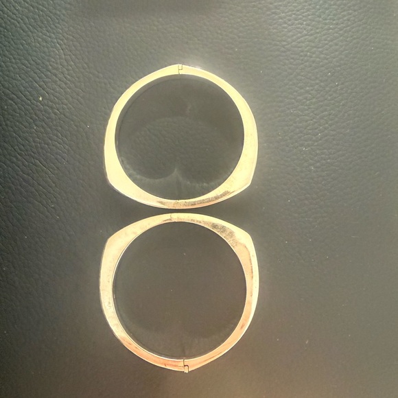 Elegant Sterling Silver Bangles Set - 2 bangles - Picture 4 of 6